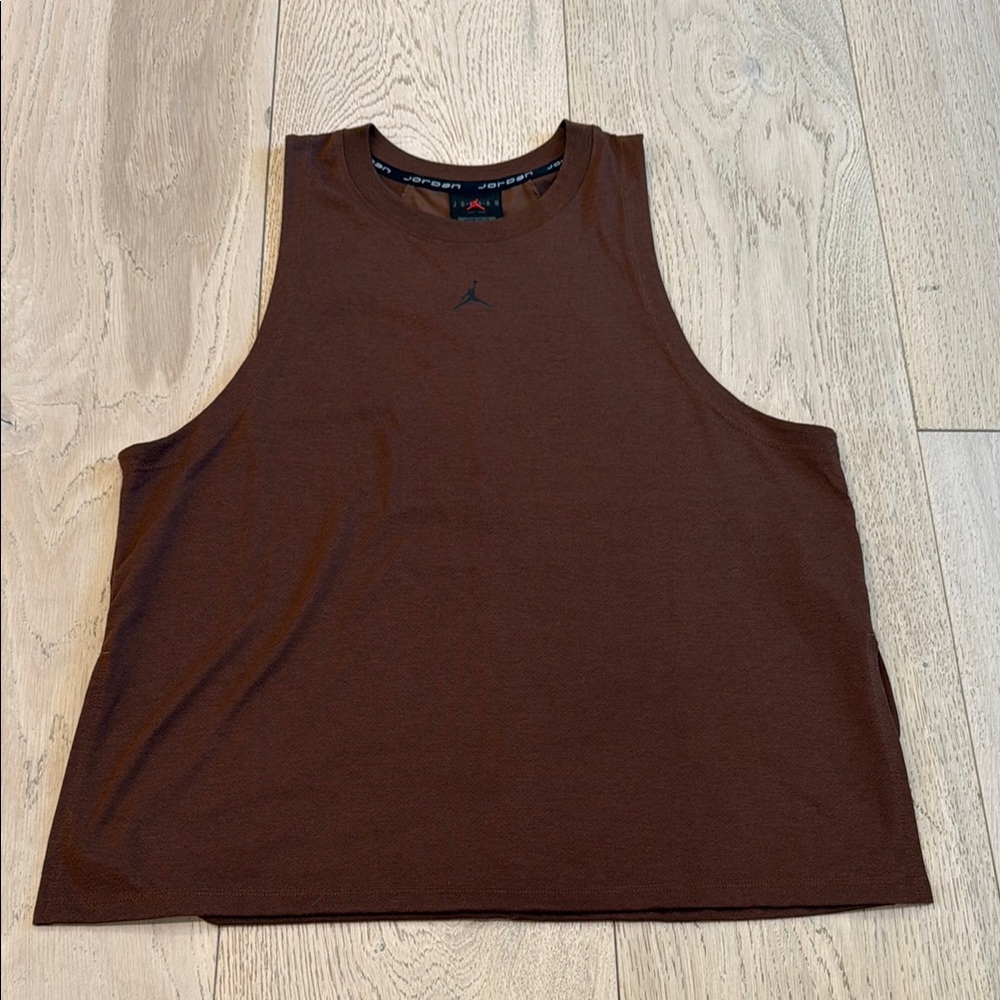 Jordan Sport Women’s Diamond Tank Top in Loose Fit Size Medium - Picture 13 of 13